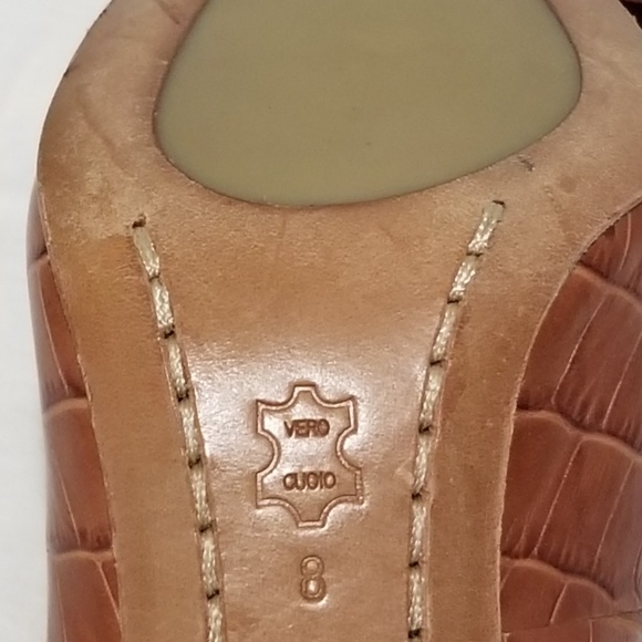 Michael Kors alligator print heels - Picture 4 of 5